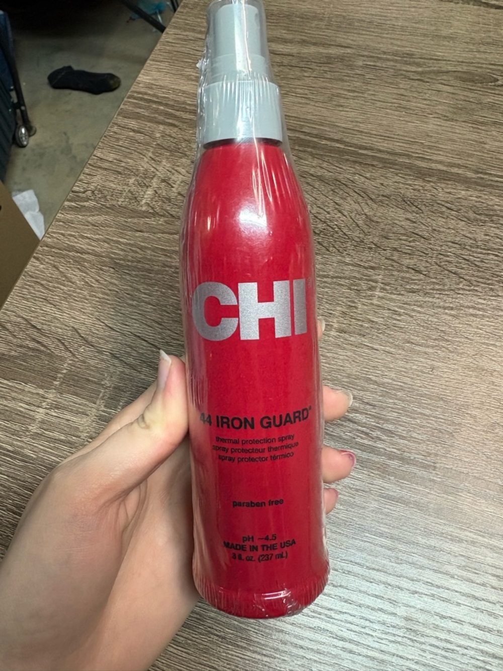 CHI 44 Iron Guard Thermal Protection Spray - Red